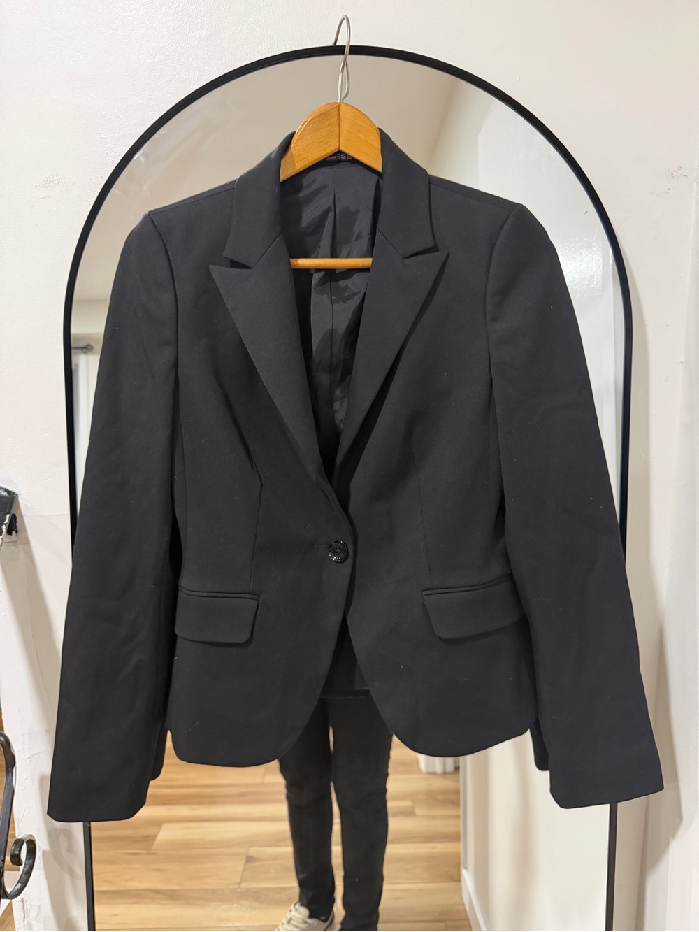 Express Black Single-Button Women's Blazer
